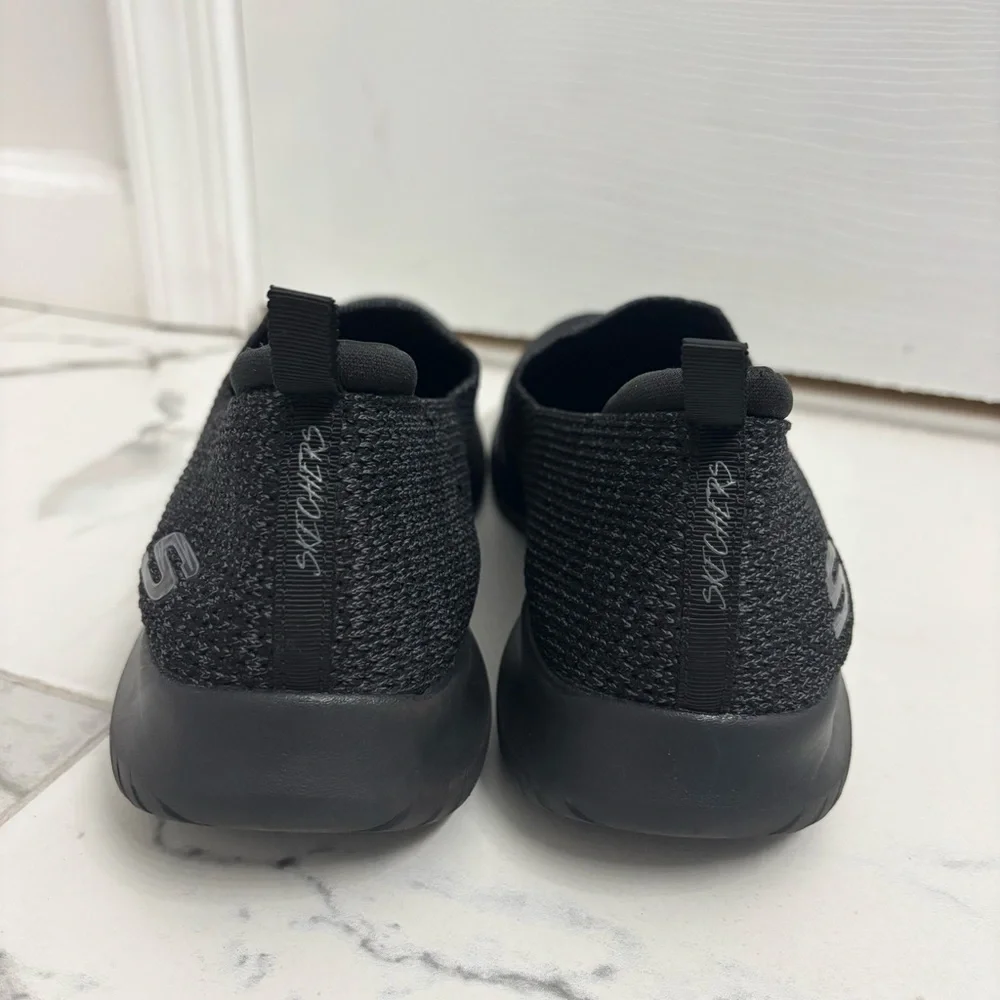 Skechers Ultra Flex Harmonious Slip On Sneakers Womens 9 Black Comfort Shoes